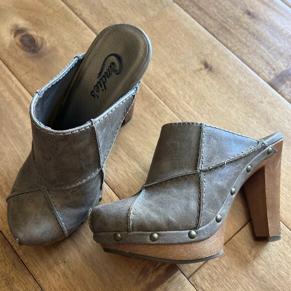 Candie’s Taupe Platform Heeled Mules – Women’s Size 6 Medium - Picture 1 of 1
